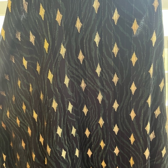 Night Black, Green and Gold mini dress - Picture 3 of 8